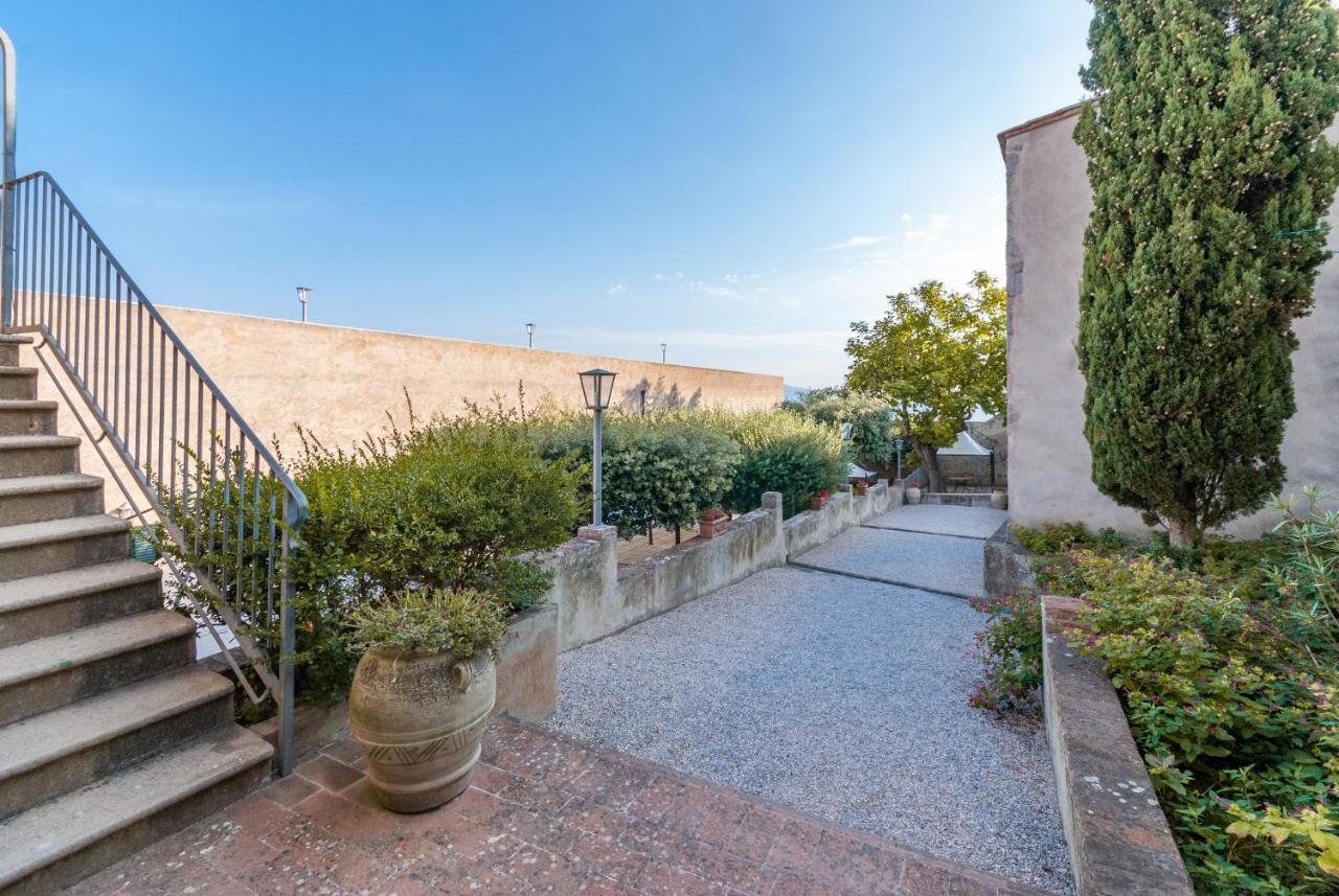 Castello Di Populonia Villa A Mare Exterior photo